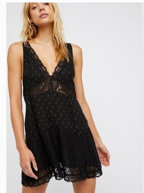 Free People Intimately Any Party Slip Dress Black Lace size Small